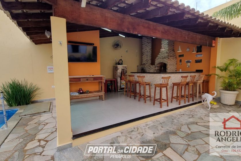 Casa &agrave; venda - 200m&sup2; - Residencial Jardim do Lago IV