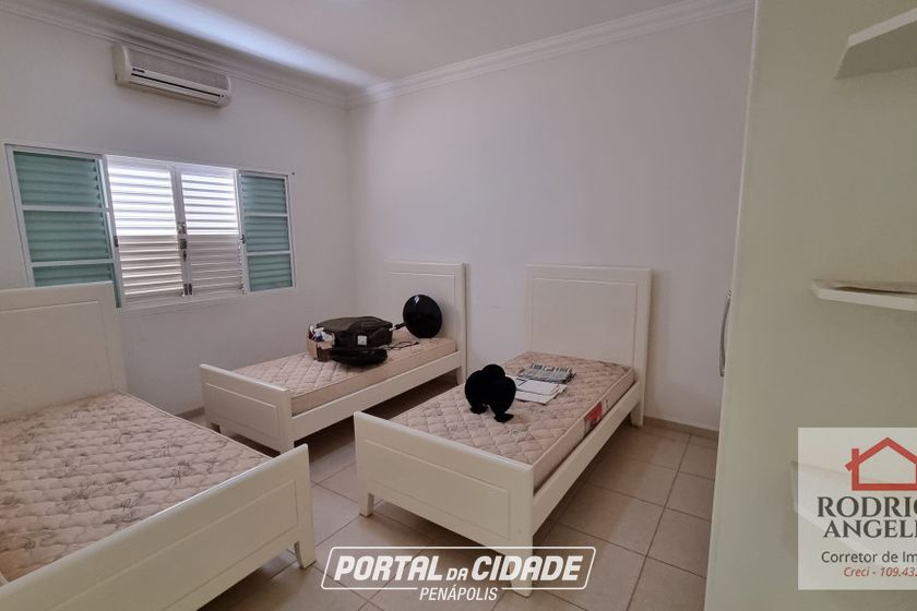 Casa &agrave; venda - 406m&sup2; - Parque Residencial Village