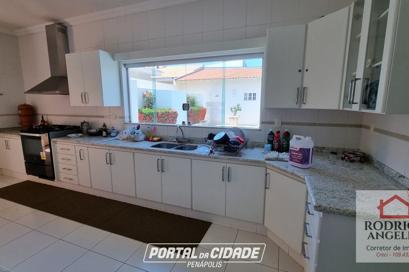 Casa &agrave; venda - 406m&sup2; - Parque Residencial Village