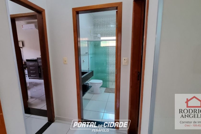Casa &agrave; venda - 200m&sup2; - Residencial Jardim do Lago IV