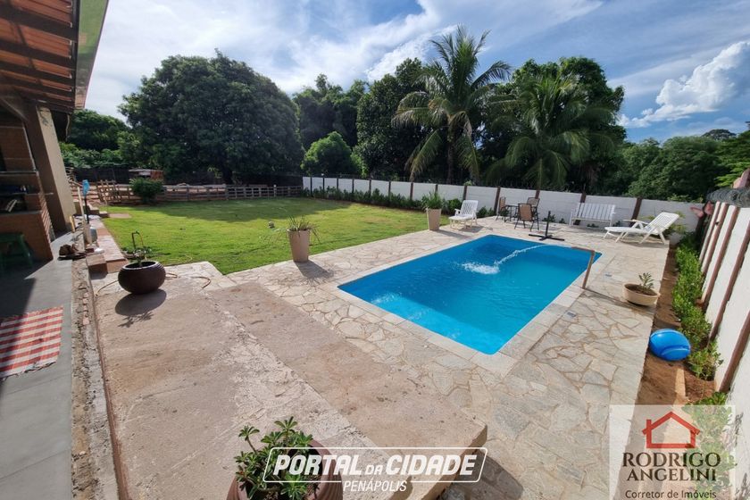 Ch&aacute;cara &agrave; venda - 850m&sup2; - Vila Anselmo