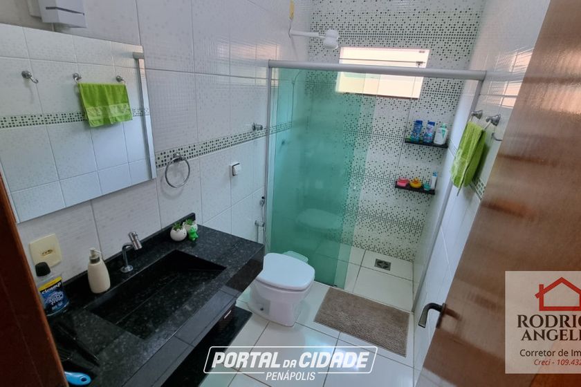Casa &agrave; venda - 200m&sup2; - Residencial Jardim do Lago IV