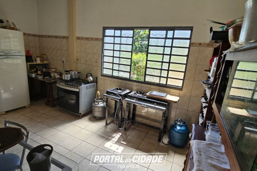 Ch&aacute;cara &agrave; venda - 20000m&sup2; - Chacaras na Altino Vaz de Mello