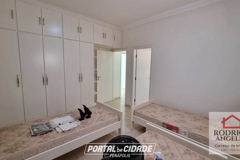 Casa &agrave; venda - 406m&sup2; - Parque Residencial Village