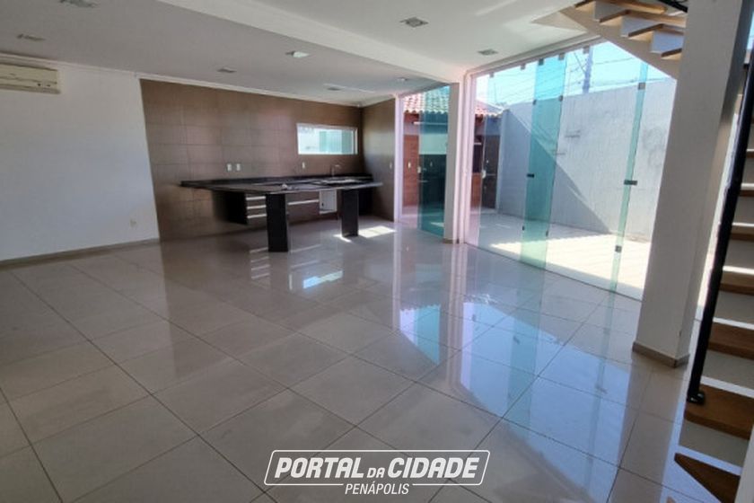 Casa &agrave; venda - 261m&sup2; - Parque Residencial Village