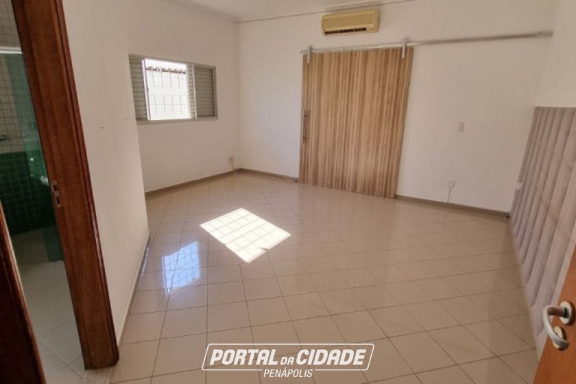 Casa &agrave; venda - 261m&sup2; - Parque Residencial Village