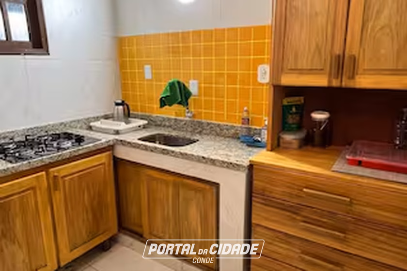 Casa para alugar - 430m&sup2; - Po&ccedil;as