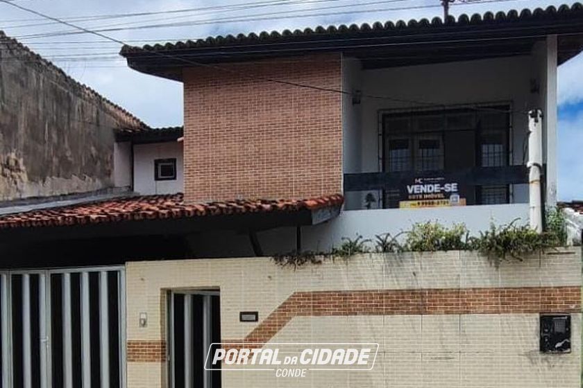 Casa &agrave; venda - 200m&sup2; - CENTRO