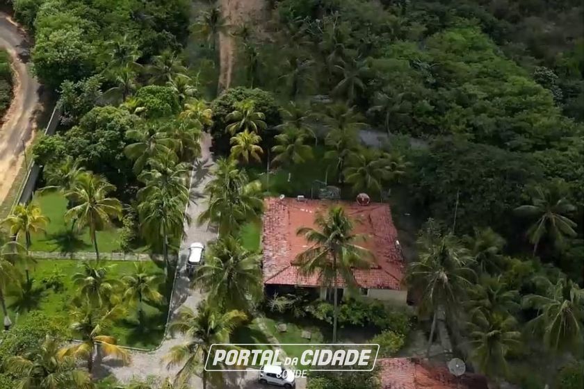 Fazenda &agrave; venda - 601128m&sup2; - Zona Rural