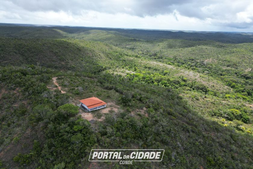 Fazenda &agrave; venda - 1582335m&sup2; - Rodovia