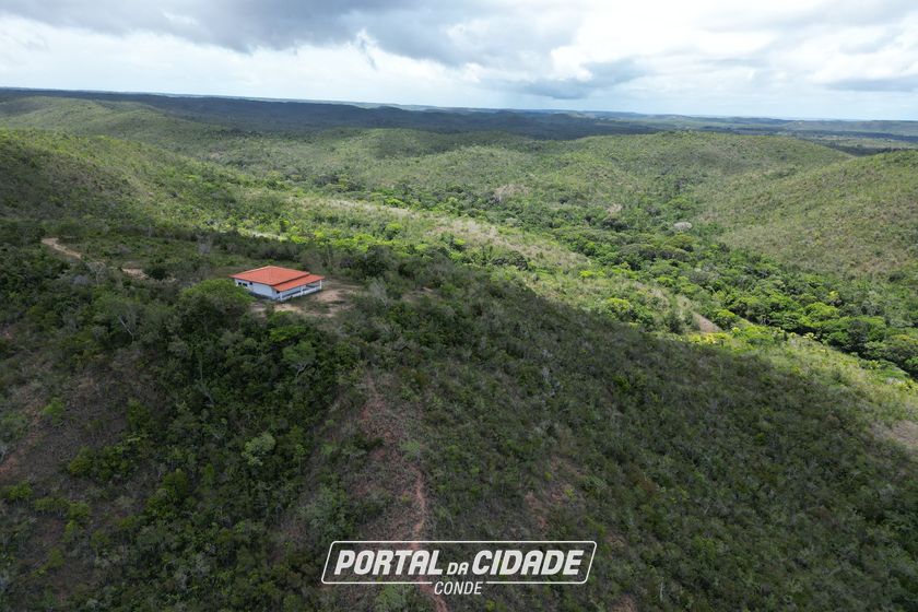 Fazenda &agrave; venda - 1582335m&sup2; - Rodovia