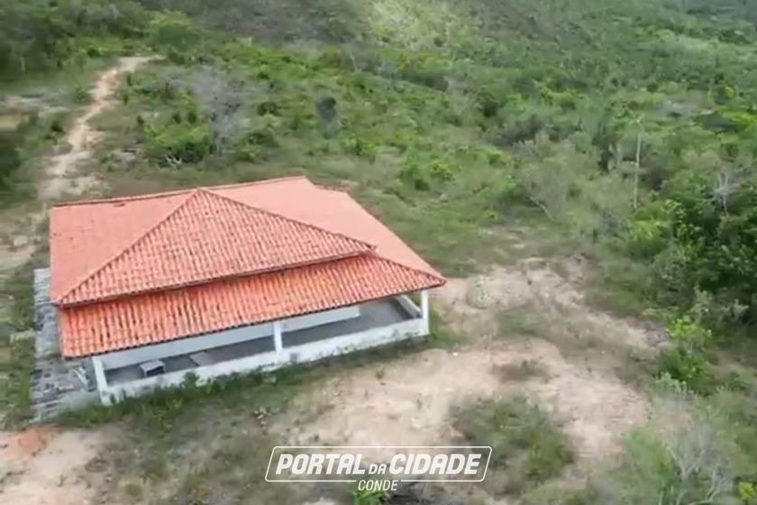 Fazenda &agrave; venda - 1582335m&sup2; - Rodovia