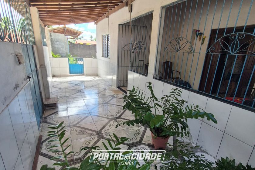 Casa &agrave; venda - 1500m&sup2; - RIACHO SECO