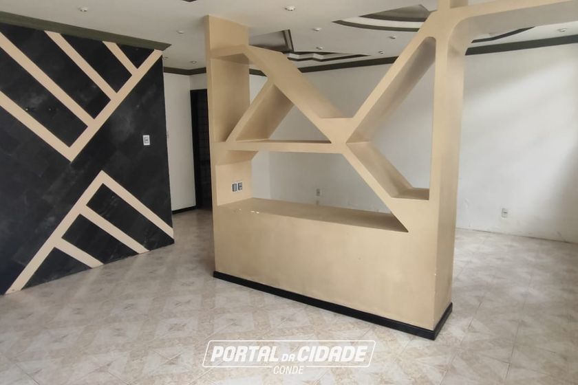 Casa &agrave; venda - 200m&sup2; - CENTRO