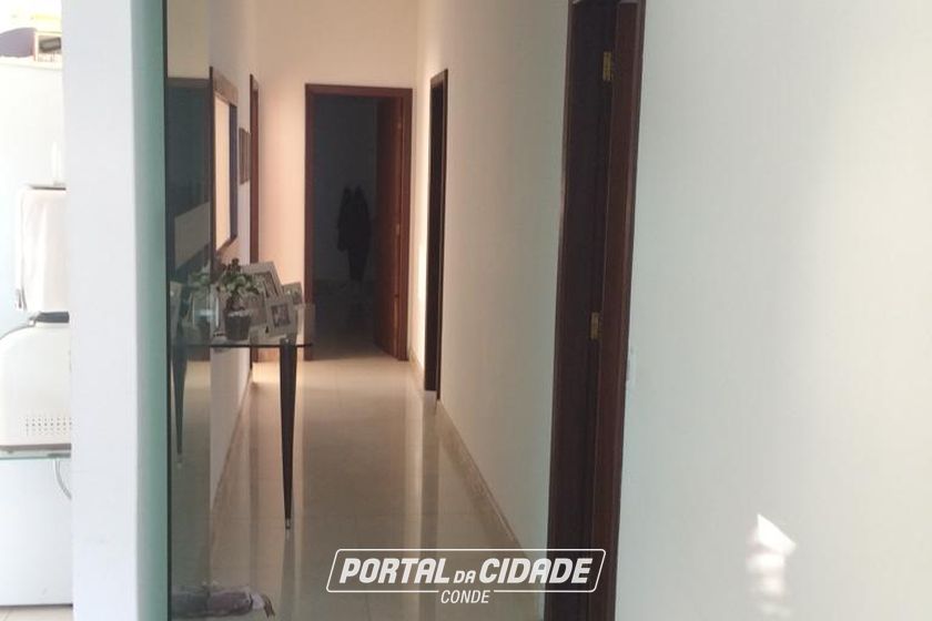 Casa &agrave; venda - 400m&sup2; - Sitio do Conde