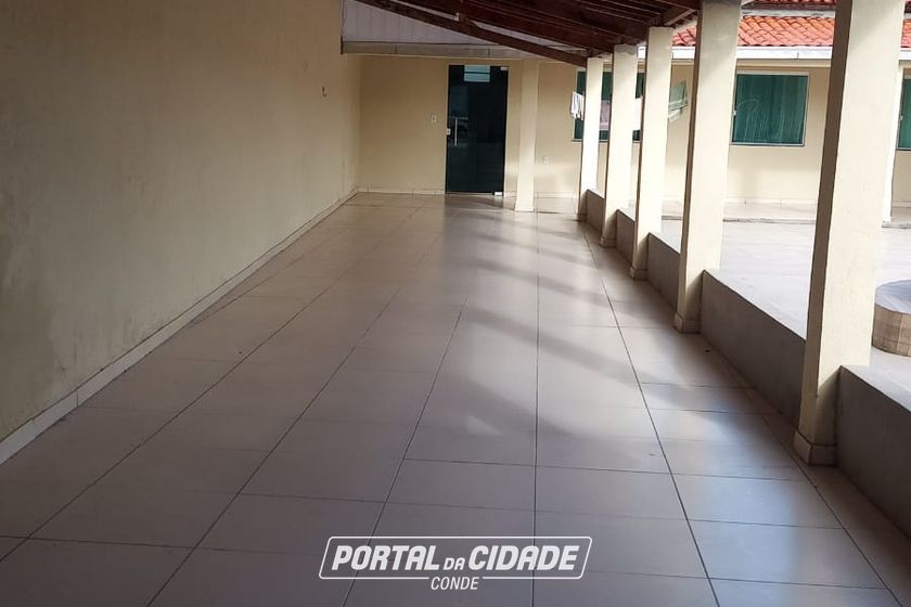 Casa &agrave; venda - 450m&sup2; - Centro