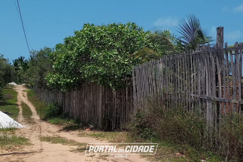 Ch&aacute;cara &agrave; venda - 60m&sup2; - Riacho Seco