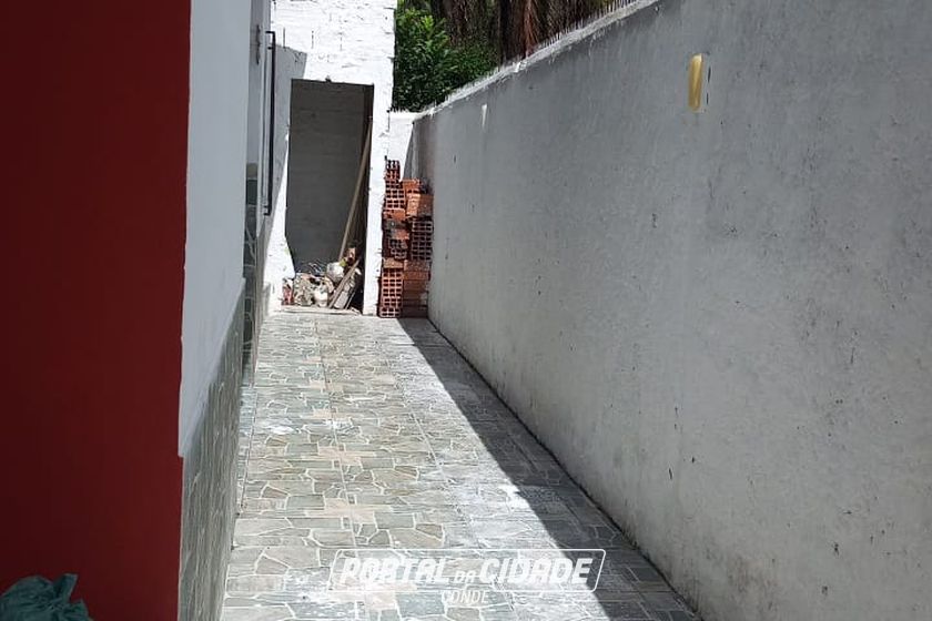Casa &agrave; venda - 150m&sup2; - Centro