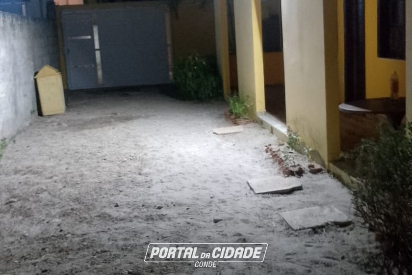 Casa &agrave; venda - 200m&sup2; - SITIO DO CONDE