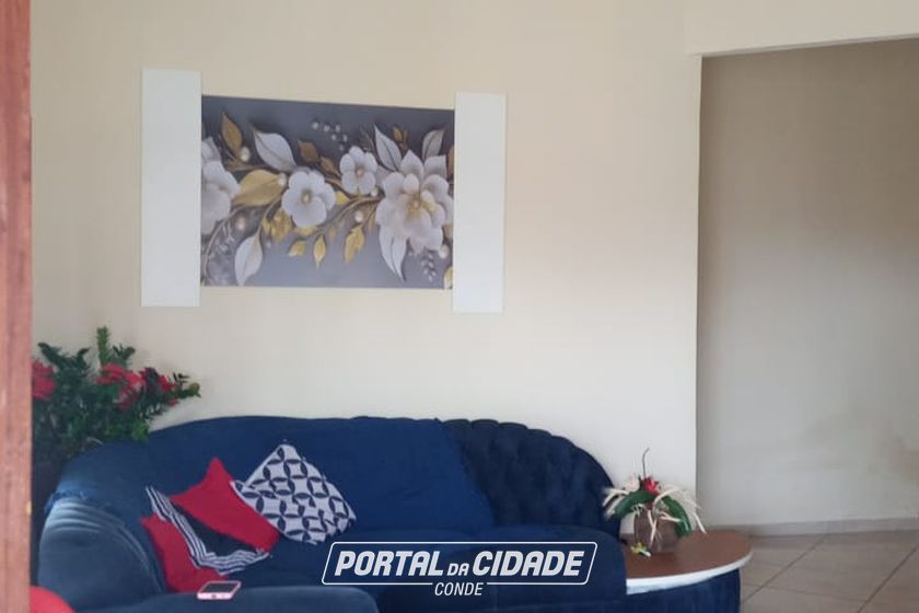 Casa &agrave; venda - 300m&sup2; - Centro