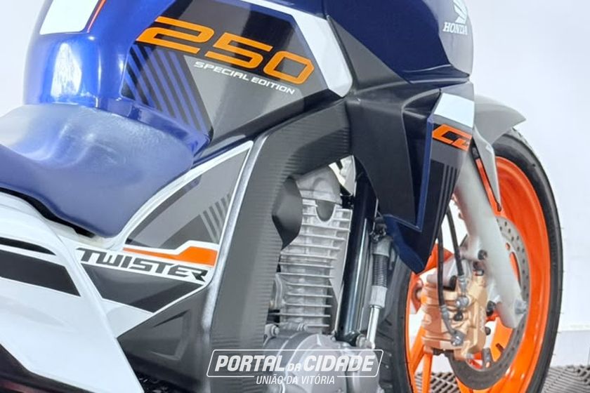 HONDA CB