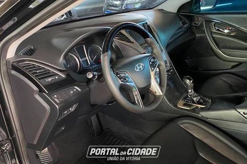 Hyundai AZERA