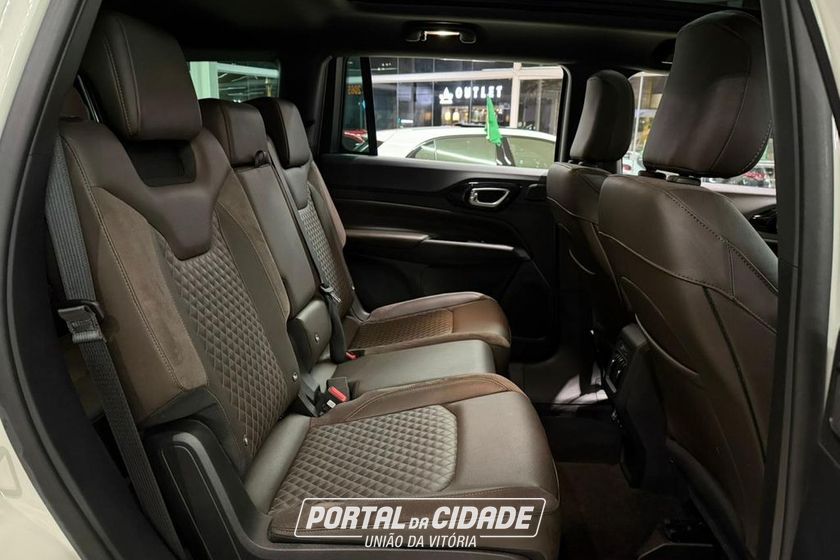 Jeep Commander
