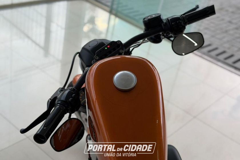 HARLEY-DAVIDSON XL