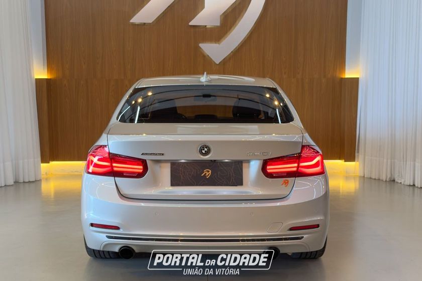 BMW 320iA