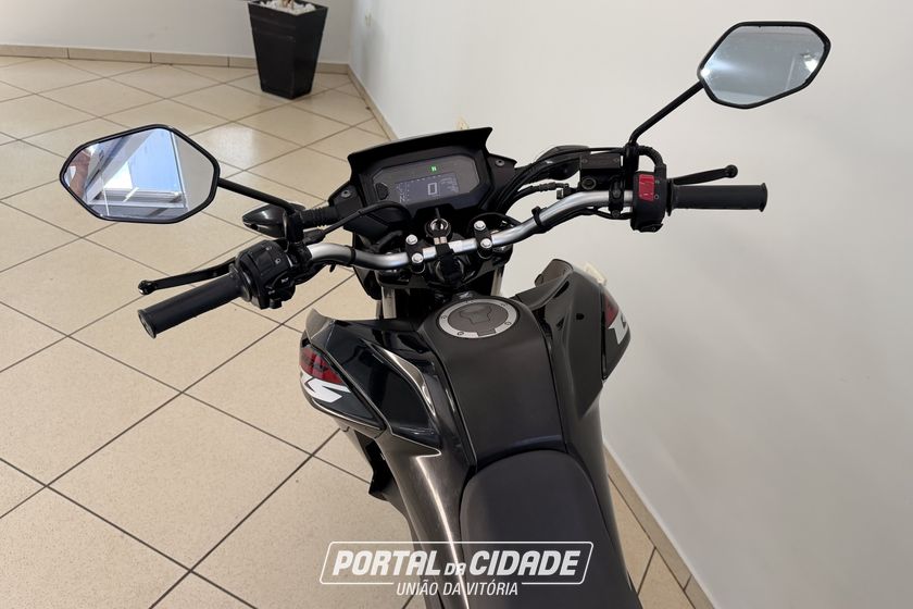 HONDA NXR
