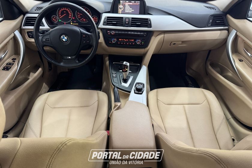 BMW 320iA