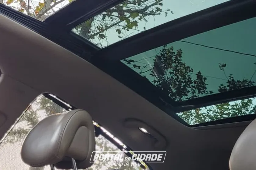 Hyundai AZERA