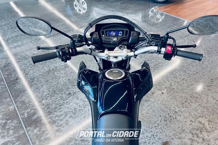 HONDA NXR