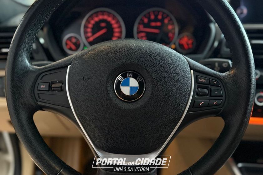 BMW 320iA