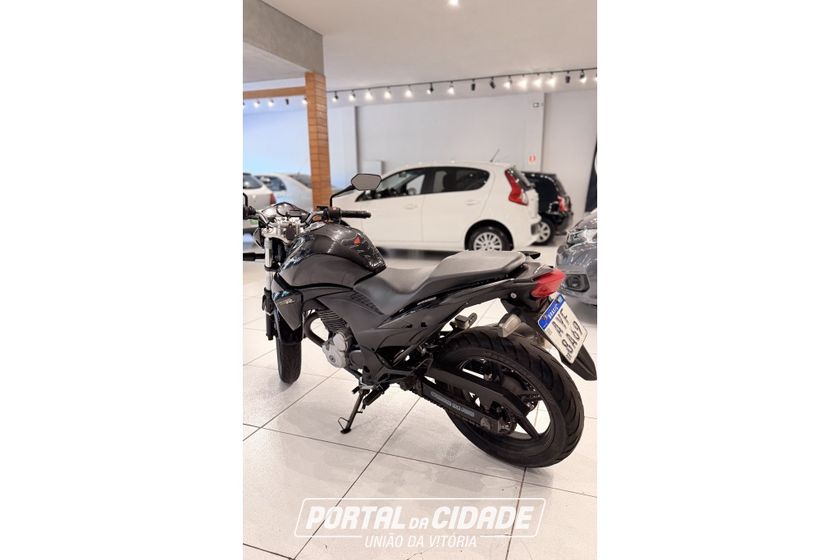 HONDA CB