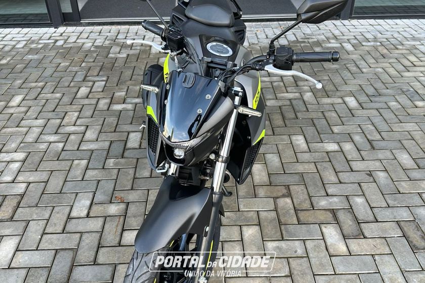 YAMAHA FZ25