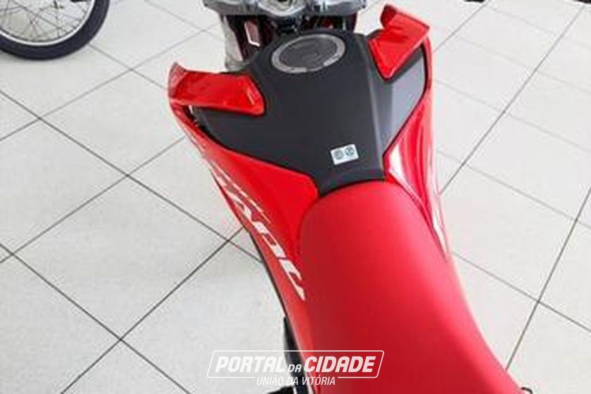 HONDA XR