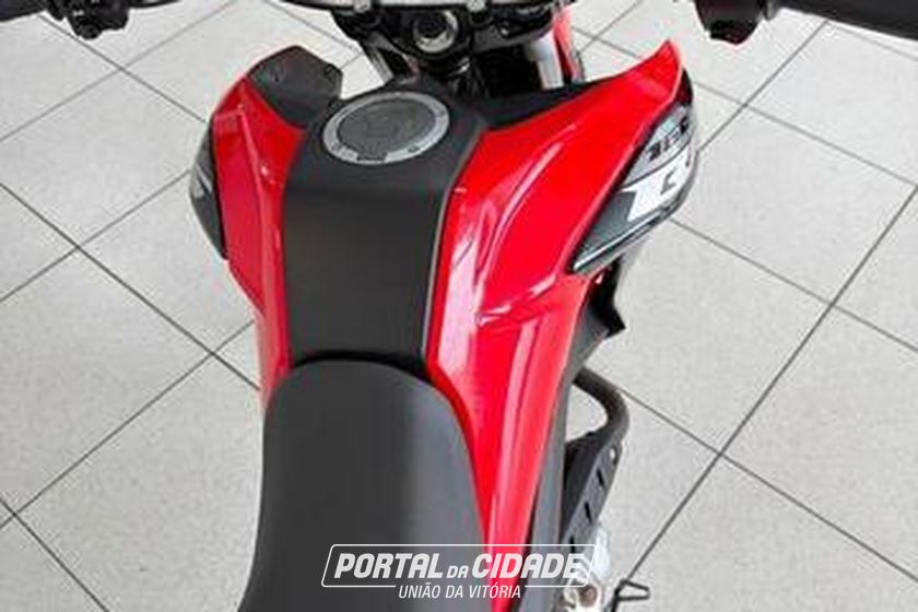 HONDA NXR