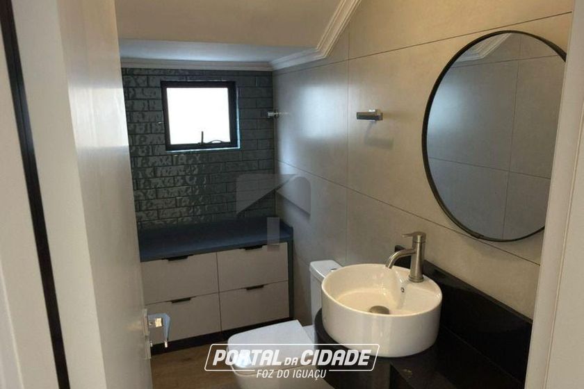 Sobrado para alugar - 240m&sup2; - Yolanda