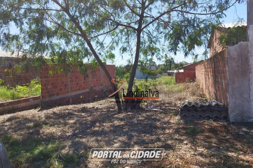 Terreno &agrave; venda - 176m&sup2; - Tr&ecirc;s Lagoas
