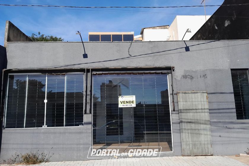 Sal&atilde;o Comercial &agrave; venda - 120m&sup2; - Centro