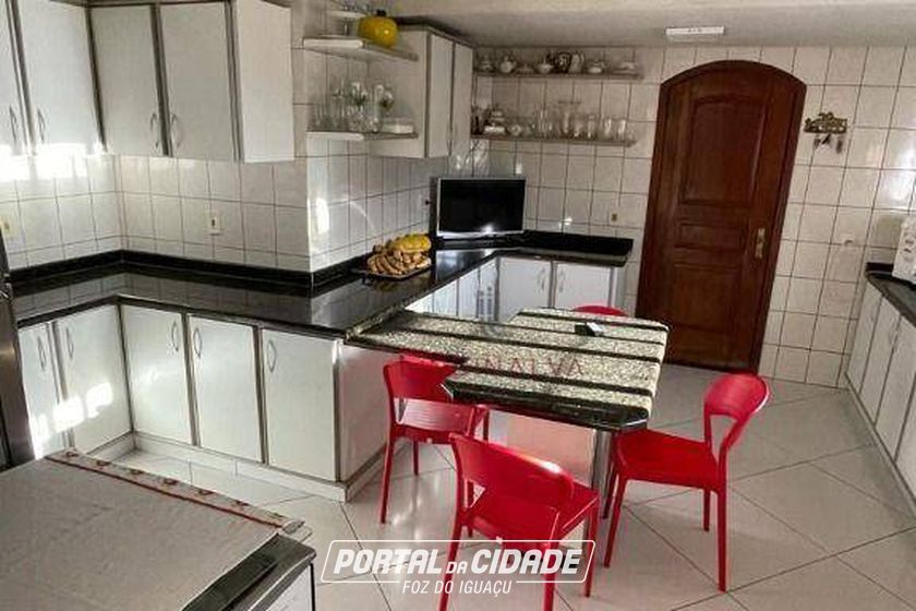 Sobrado &agrave; venda - 423m&sup2; - Vila Yolanda