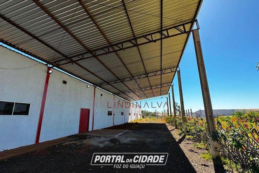 Sal&atilde;o Comercial para alugar - 720m&sup2; - Distrito Industrial