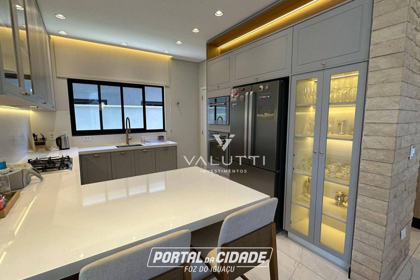 Sobrado &agrave; venda - 274m&sup2; - Condom&iacute;nio Terras Alpha II