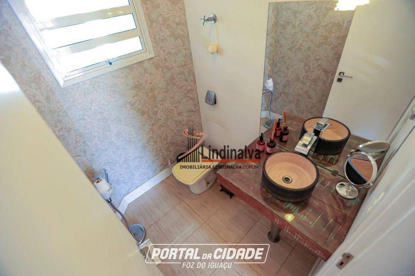 Sobrado &agrave; venda - 584m&sup2; - Jardim Igua&ccedil;u