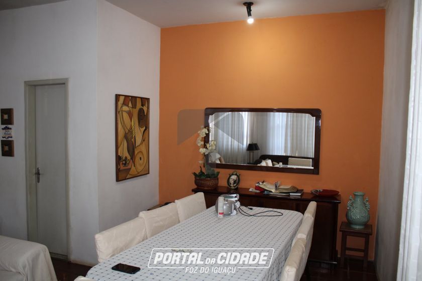 Casa &agrave; venda - 180m&sup2; - Bourbon