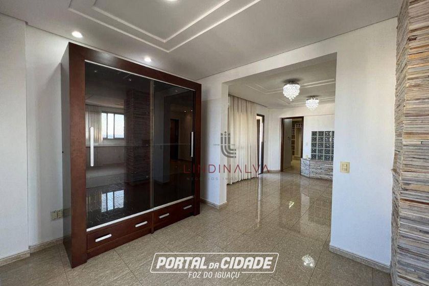 Apartamento &agrave; venda - 211m&sup2; - Vila Maracan&atilde;