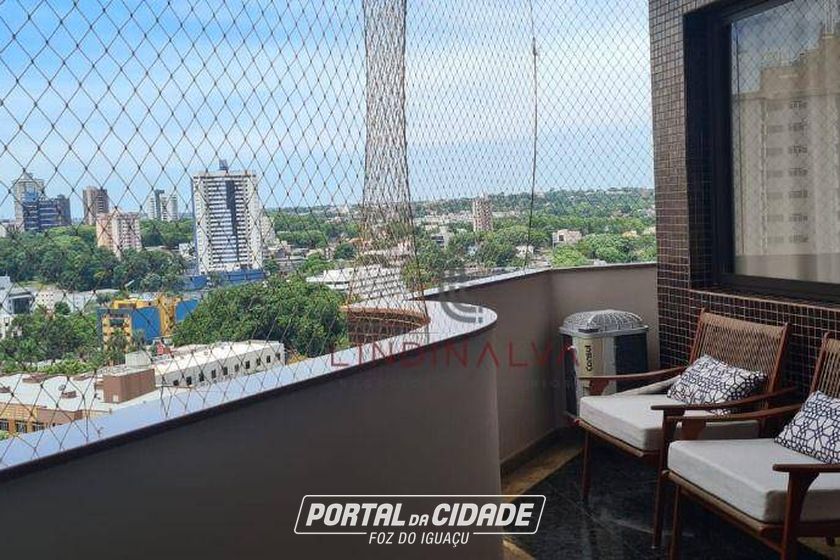 Apartamento &agrave; venda - 191m&sup2; - Edif&iacute;cio Solim&otilde;es