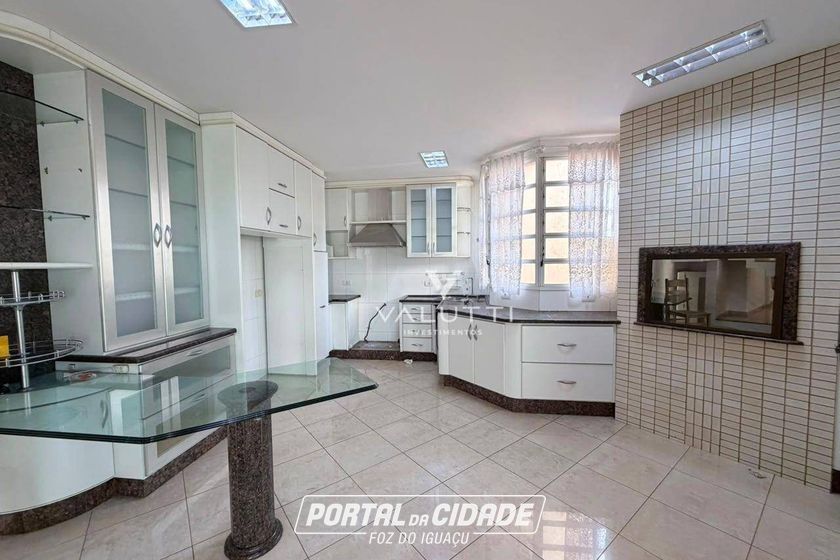 Sobrado &agrave; venda - 450m&sup2; - Jardim Polo Centro