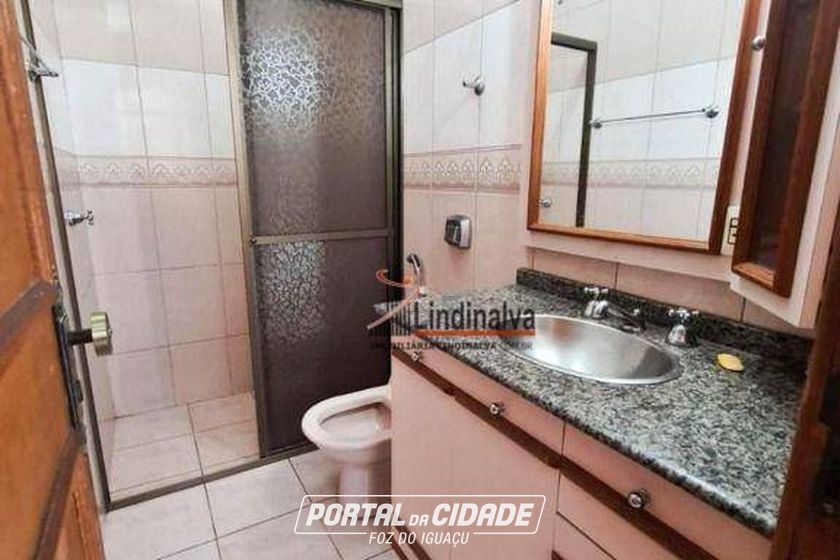 Casa &agrave; venda - 215m&sup2; - Jardim Lancaster I
